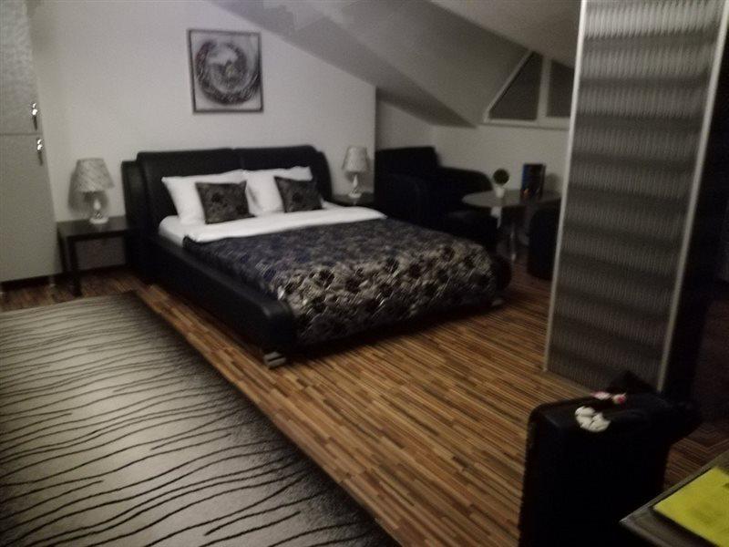 Hostel Kalonis Skopje Eksteriør billede