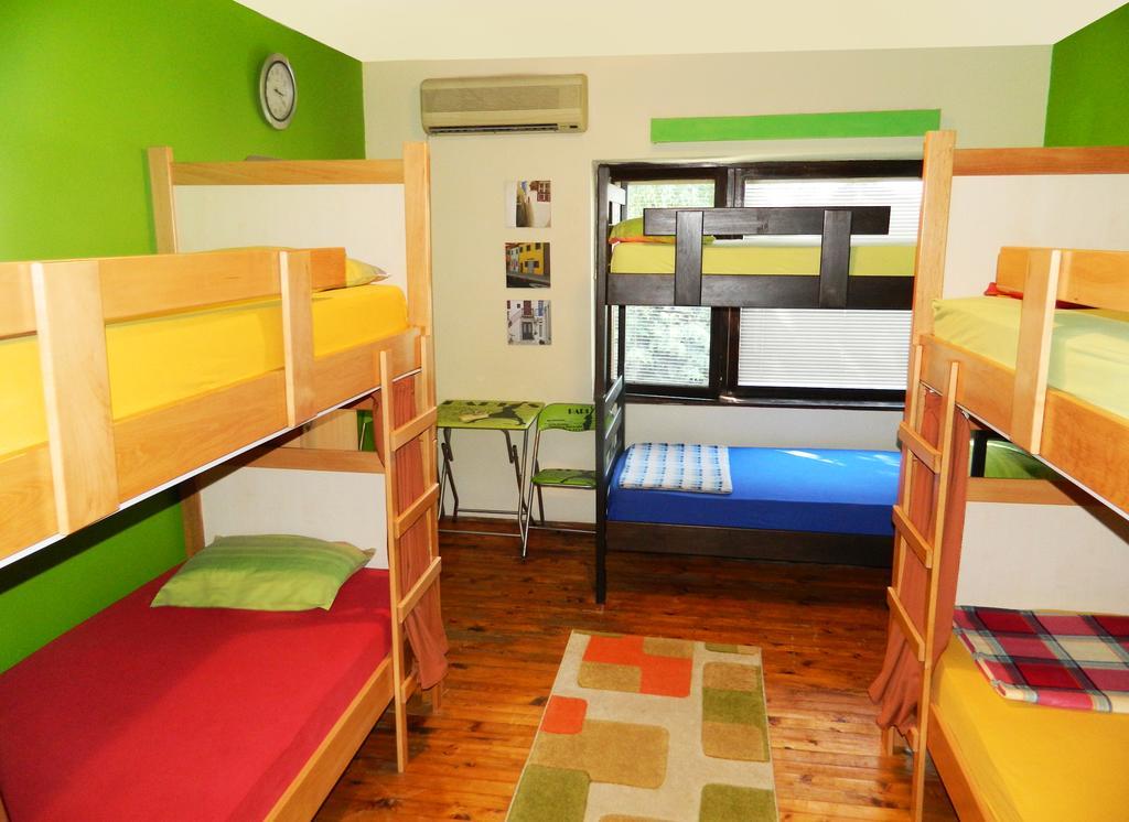 Hostel Kalonis Skopje Værelse billede