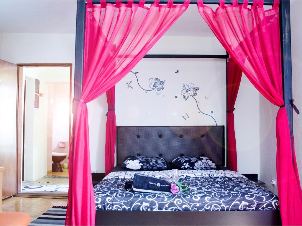 Hostel Kalonis Skopje Værelse billede