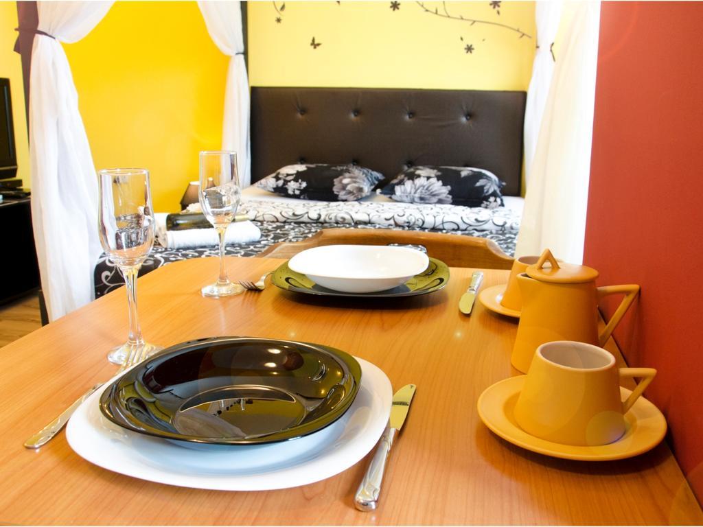 Hostel Kalonis Skopje Eksteriør billede